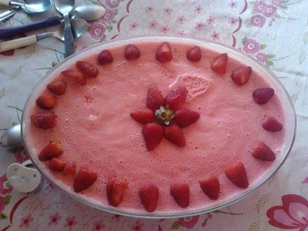 Mousse de Morango Rapidíssimo