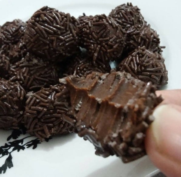 Brigadeiro de Batedeira (Não Vai Ao Fogo)