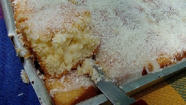Bolo de Leite de Coco Fácil