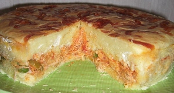 Torta de Frango com Catupiry Especial