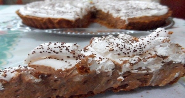 Torta Mousse de Chocolate com Chantilly