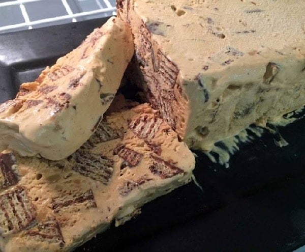 Torta Gelada de Bis com Doce de Leite