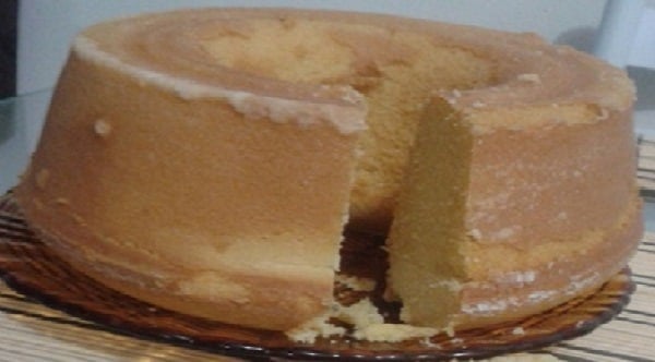 Bolo de Fubá de Preguiçoso