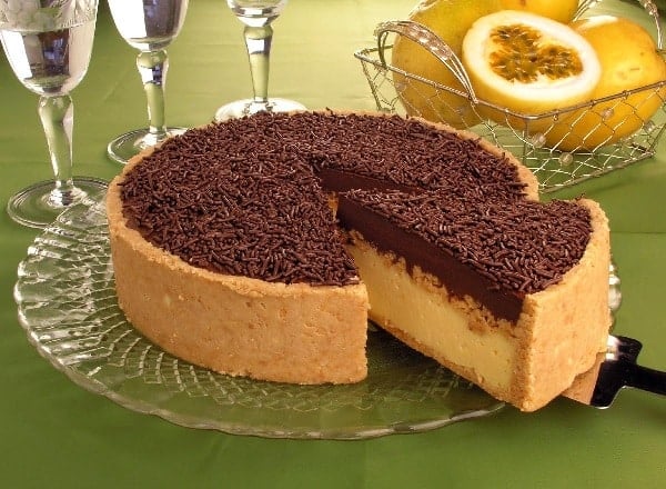 Torta de Maracujá com Chocolate