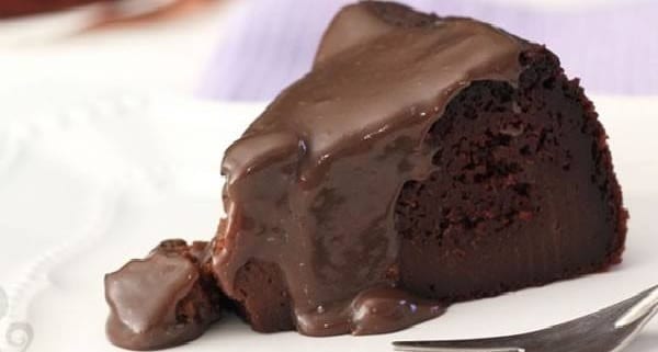 Bolo Com Muito Chocolate