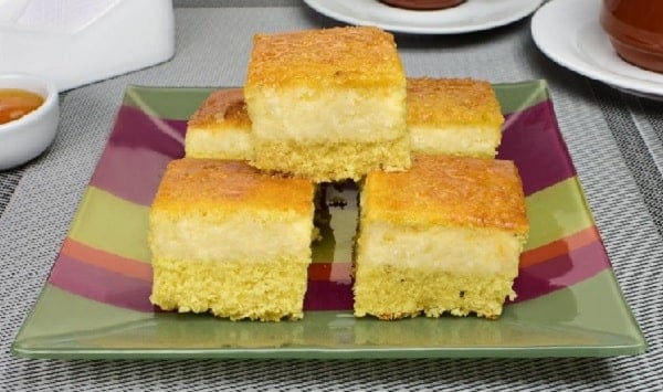 Bolo de Fubá com Mandioca