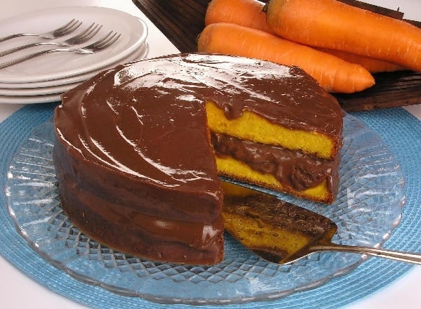 Bolo Gelado de Cenoura com Chocolate
