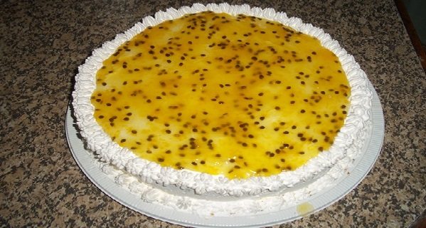 Bolo Mousse de Maracujá
