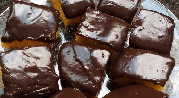 Bolo de Cenoura com Cobertura de Nutella