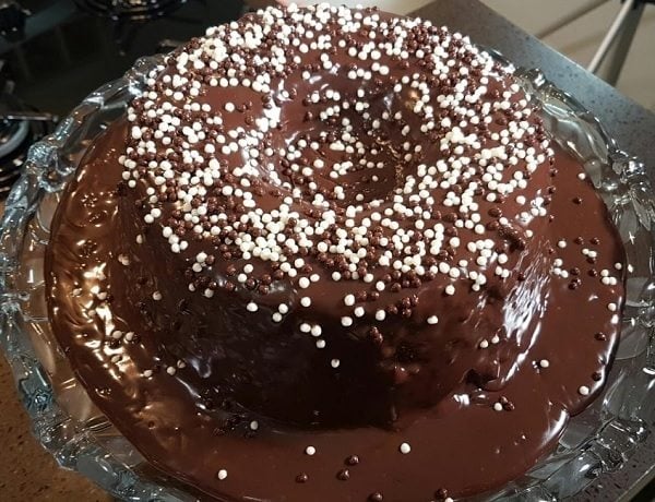 Bolo Nega Maluca com Brigadeiro Gourmet