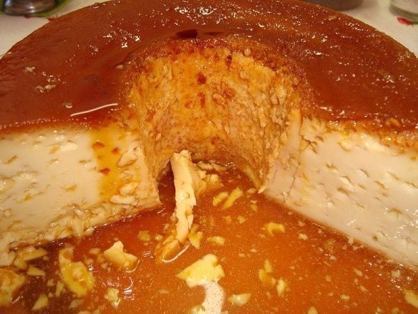 Pudim de Leite Moça Furadinho