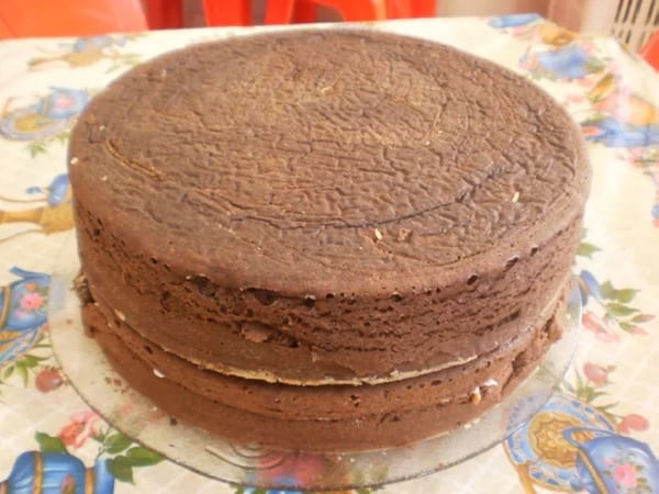 Pão de Ló de Chocolate com Leite Quente