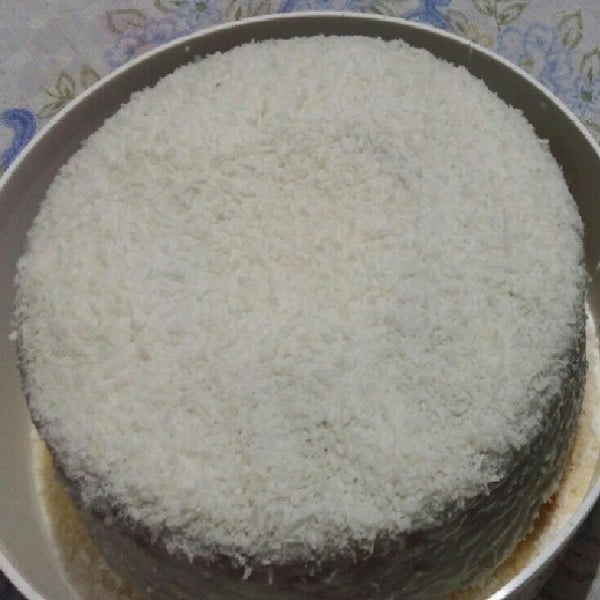 Bolo de Coco Gelado Simples