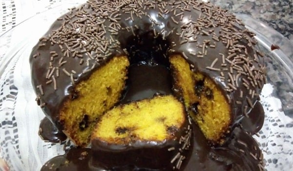 Bolo de Cenoura com Cobertura de Brigadeiro