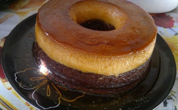 Bolo Pudim de Leite com Chocolate