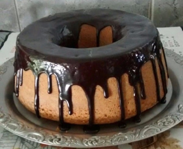 Bolo de Laranja com Cobertura de Chocolate
