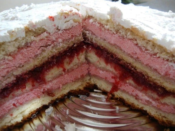 Bolo de Morango Para Aniversário