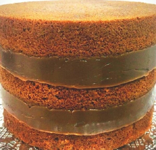 Naked Cake de Brigadeiro Gourmet