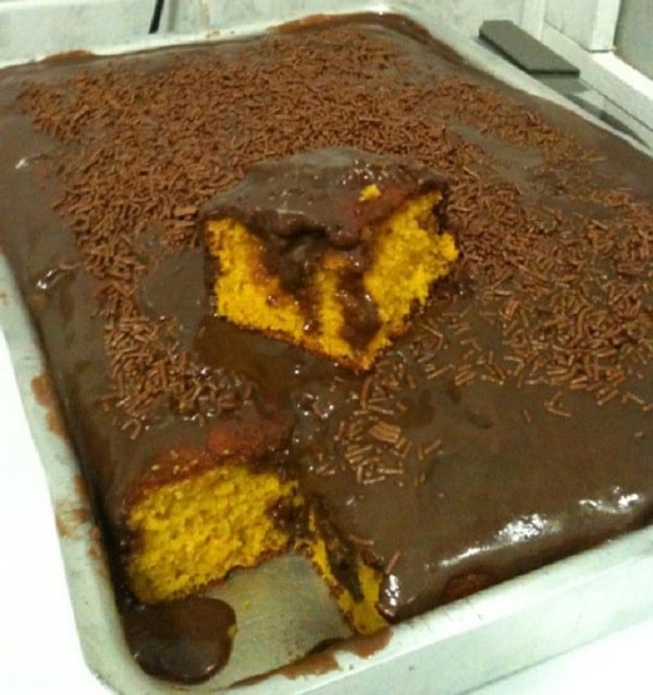 Bolo de Cenoura Grande