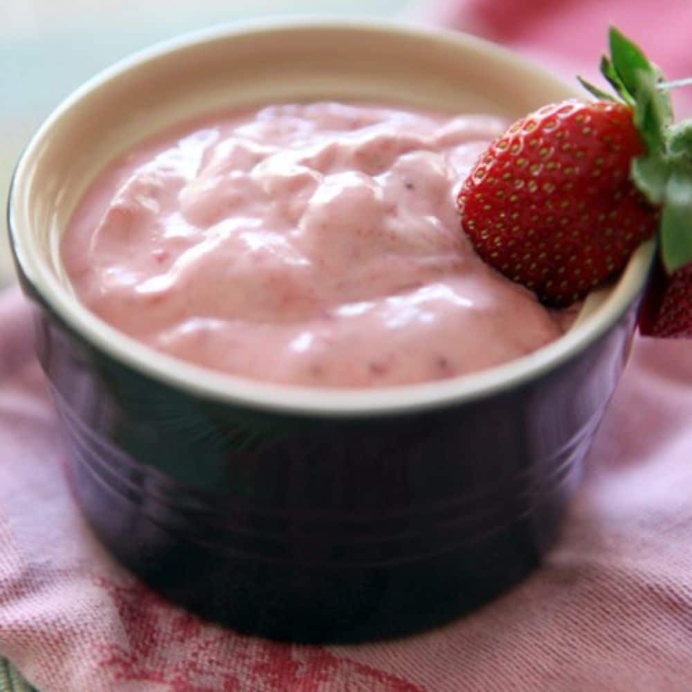 Mousse de Morango Fit de 3 Ingredientes