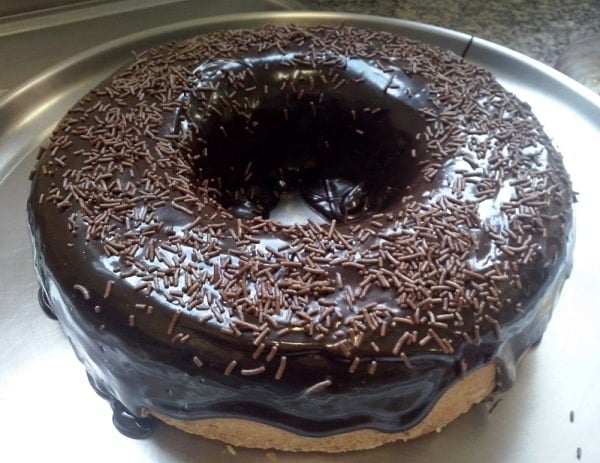 Bolo Formigueiro com Cobertura de Chocolate