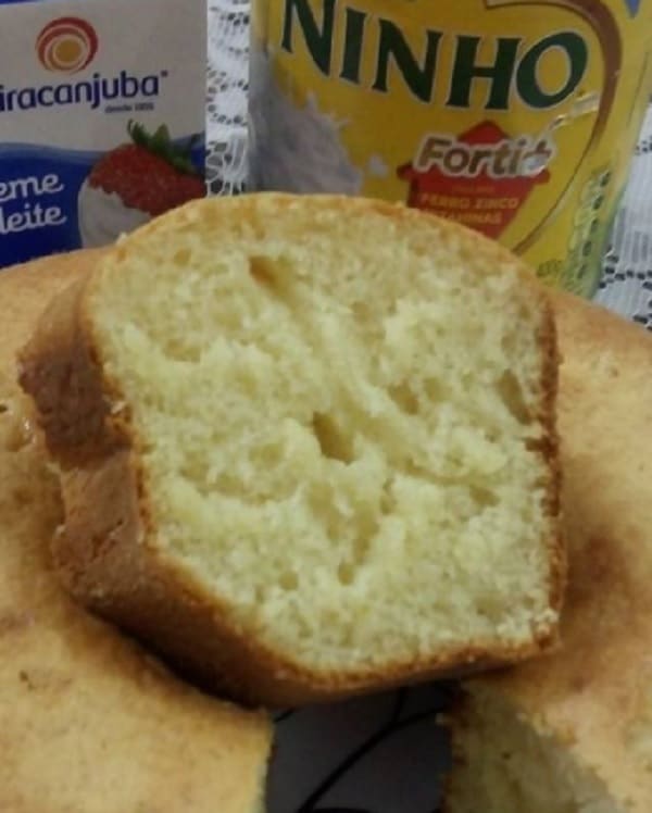 Bolo de Leite Ninho Simples