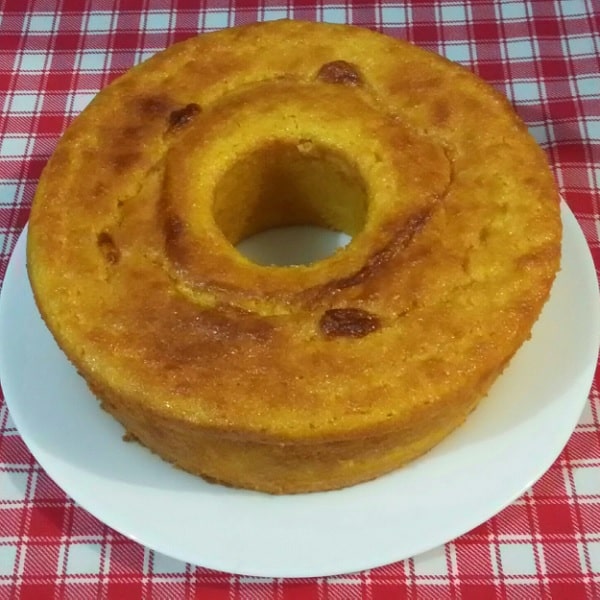 Bolo de Milho com Leite Condensado