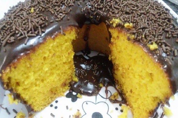 Bolo de Cenoura com Cobertura de Brigadeiro