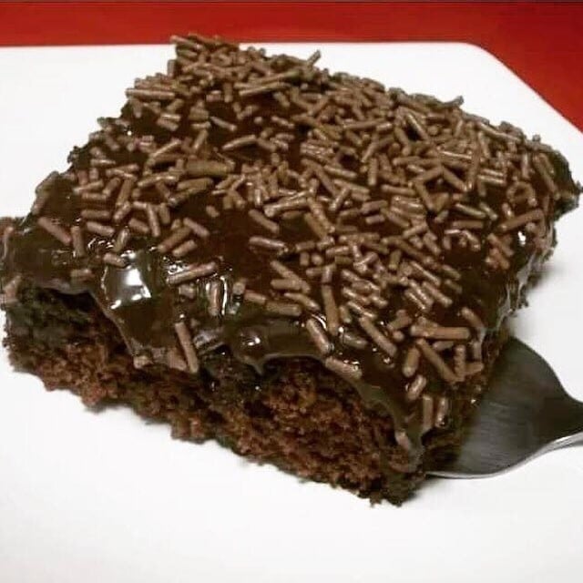 Bolo de Chocolate Fácil