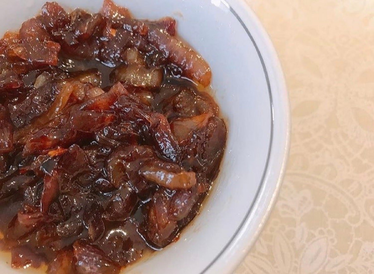 Aprenda a Fazer Cebola Caramelizada de Forma Simples e Prática
