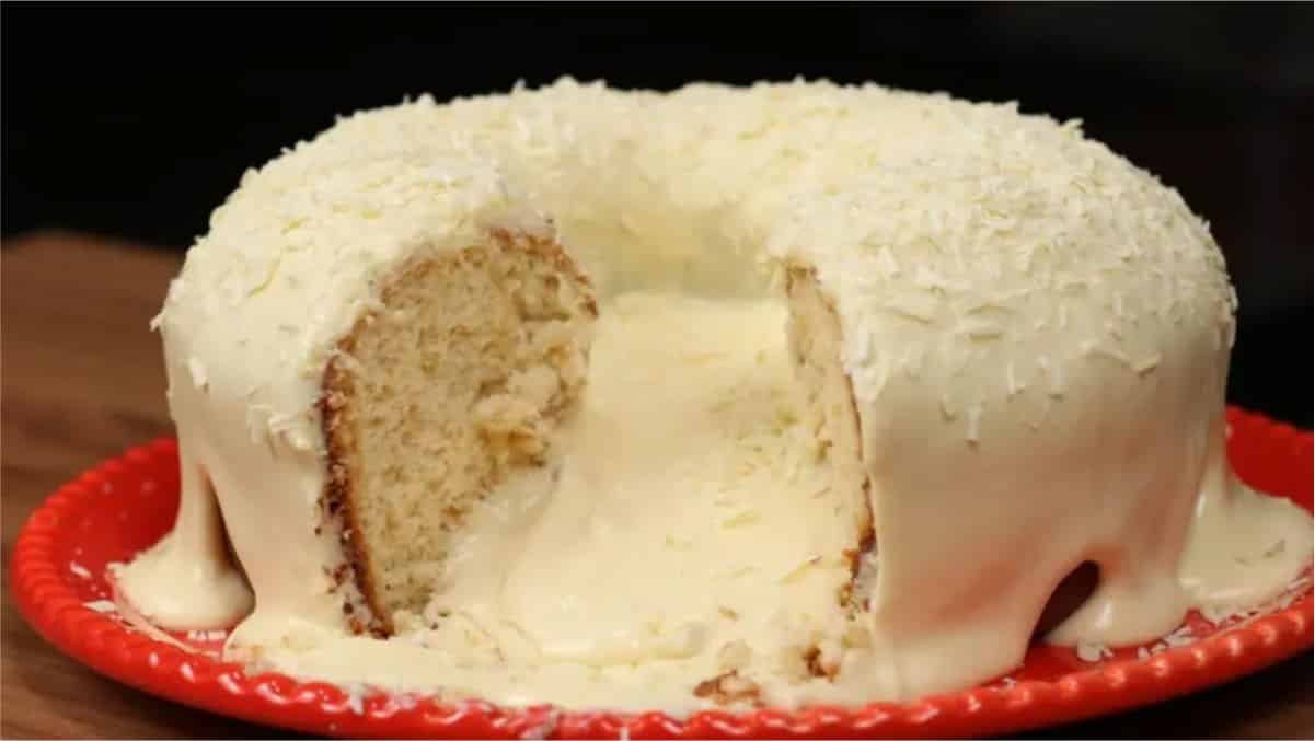 Bolo de leite ninho vulcão, uma explosão de sabores que vai conquistar toda família