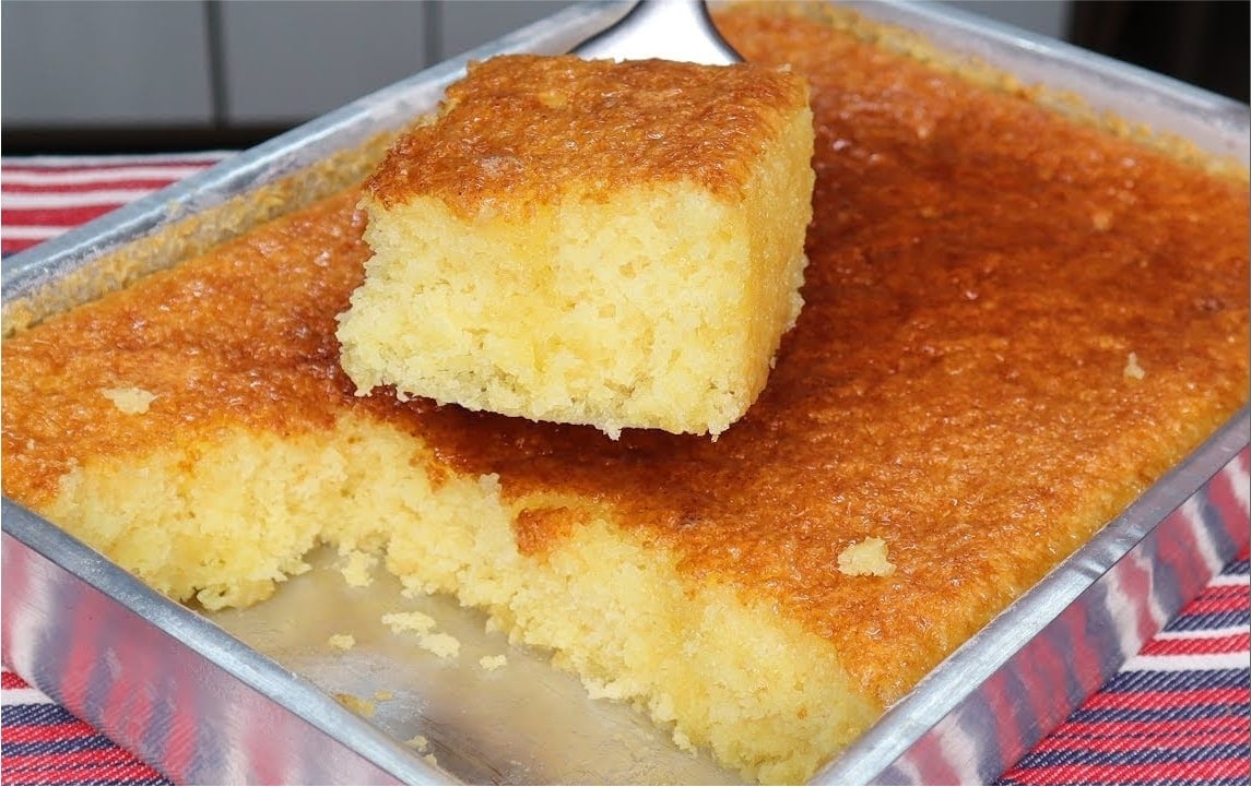 Bolo amanteigado de laranja da fazenda do interior perfeito para o seu café ou lanche