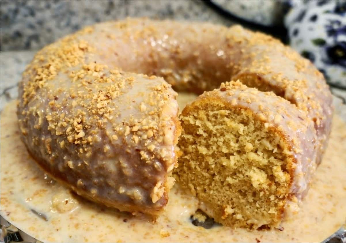 Bolo de amendoim com leite moça um bolo delicioso para fazer na sua casa