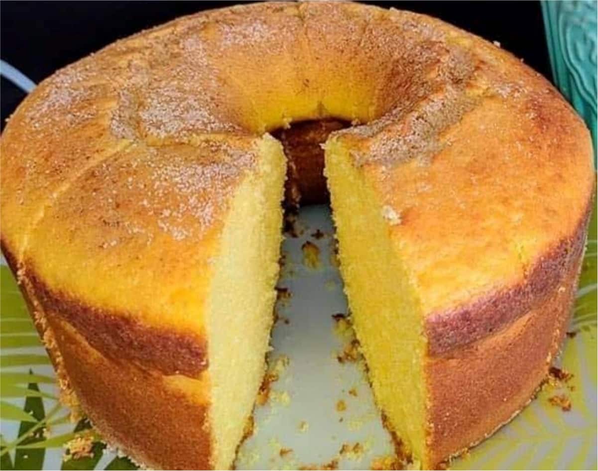 Bolo de fubá da fazenda delicioso e perfeito para acompanhar um cafezinho