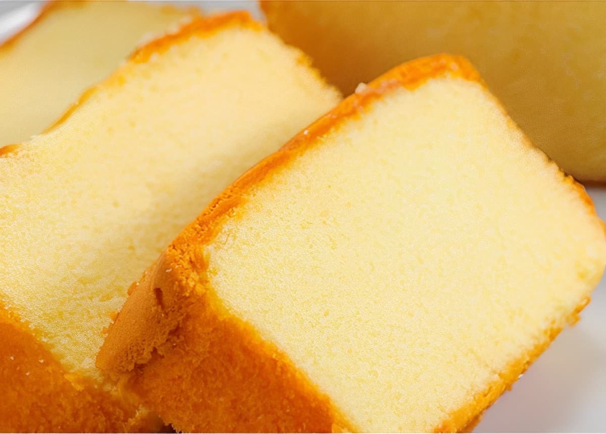 Bolo de manteiga que derrete na boca de tão macio e fofinho