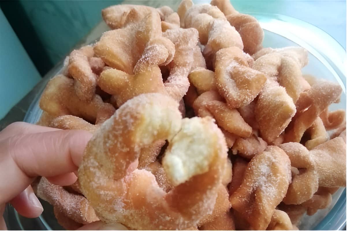 Cueca virada de laranja um docinho coberto com açúcar e canela perfeito para acompanhar seu café