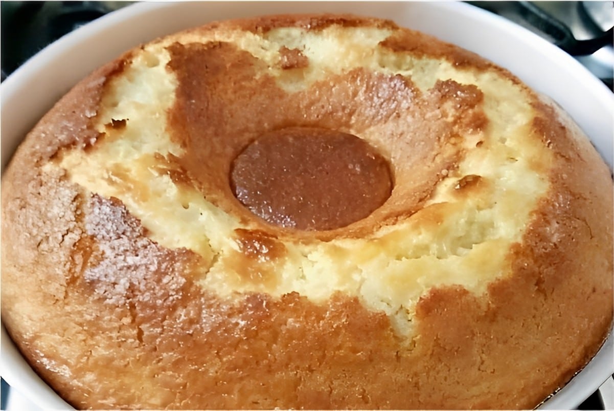 Bolo de aipim da fazenda um bolo fofinho e delicioso para acompanhar seu café