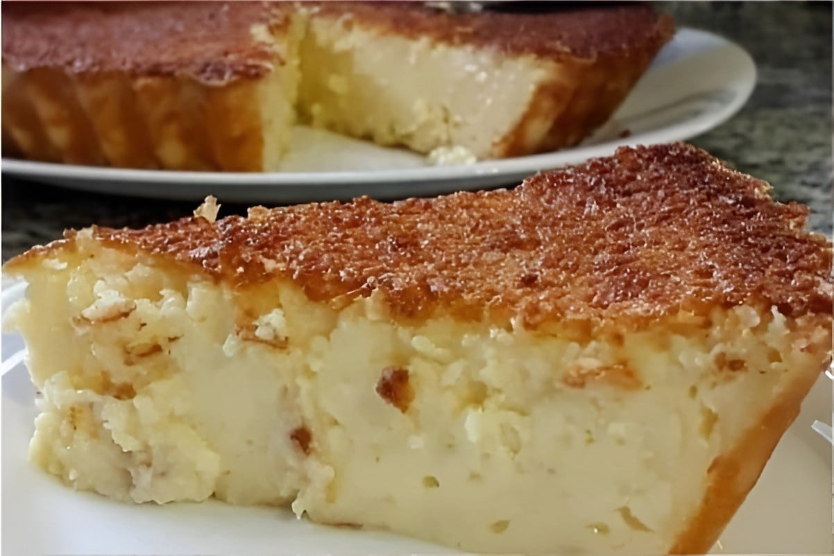 Bolo docinho do céu é só bater os ingredientes no liquidificador e levar ao forno