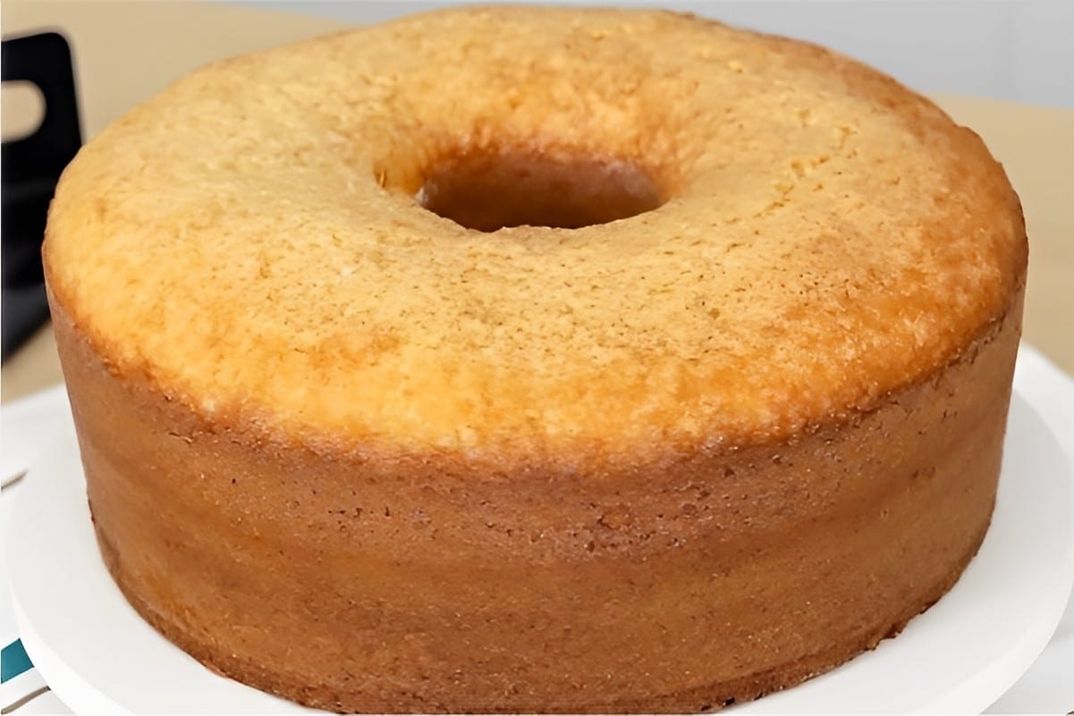 Bolo simples da vovó aquele bolo pra comer tomando café ou chá todo feito no liquidificador
