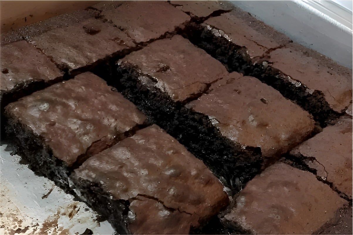 Brownie de chocolate delicioso receita de cafeteria com ingredientes simples