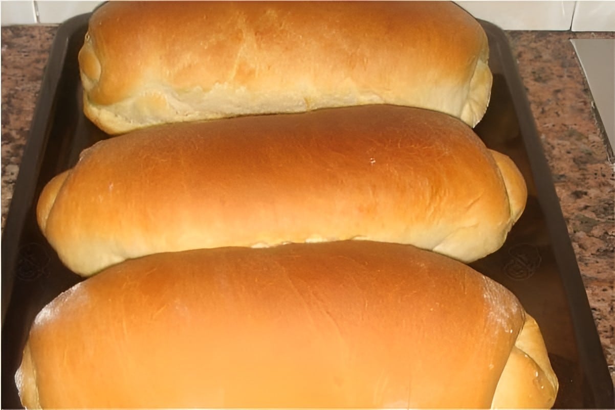 Pão caseiro fácil que rende muito pra fazer gastando pouco perfeito para o café ou lanche
