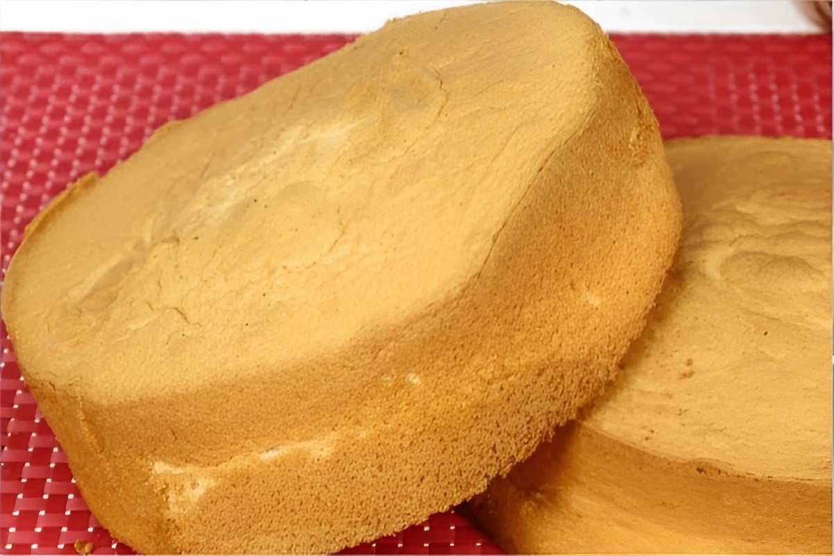 Pão de ló com apenas 3 ingredientes e sem fermento prático e delicioso