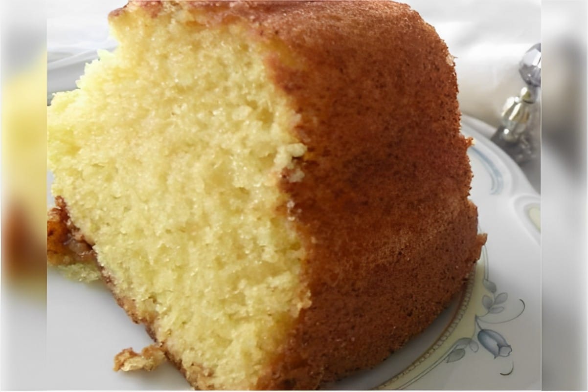 Bolo areia um bolo amanteigado delicioso para comer no seu café ou lanche