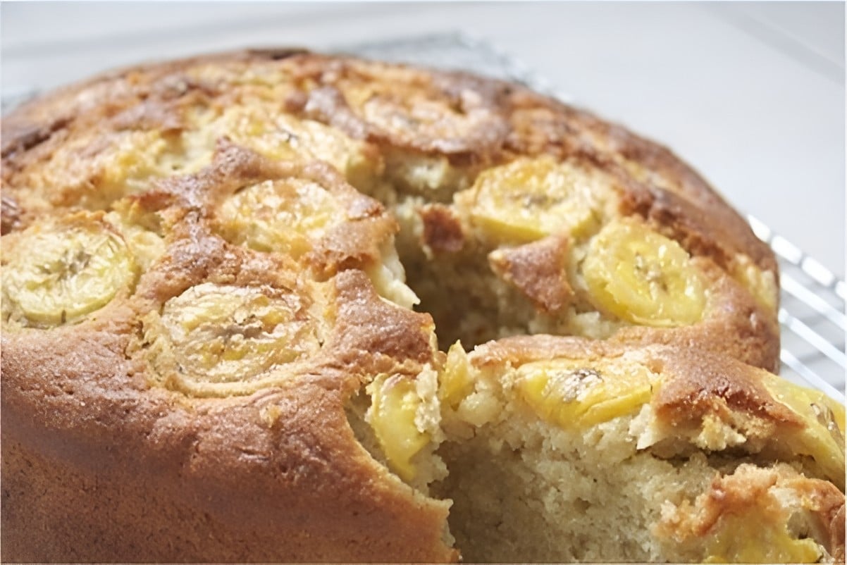 Bolo de banana com aveia sem farinha sem leite e por incrível que pareça fica uma delícia
