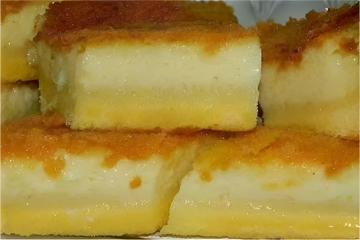 Bolo de fubá cremoso da fazenda um bolo de fubá divino e perfeito para seu lanche