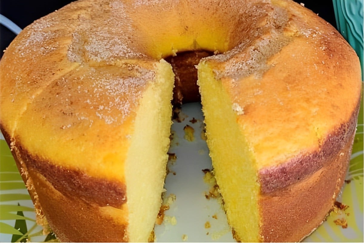 Bolo de fubá da fazenda aquele bolo de fubá que é servido em hotel fazenda e café colonial