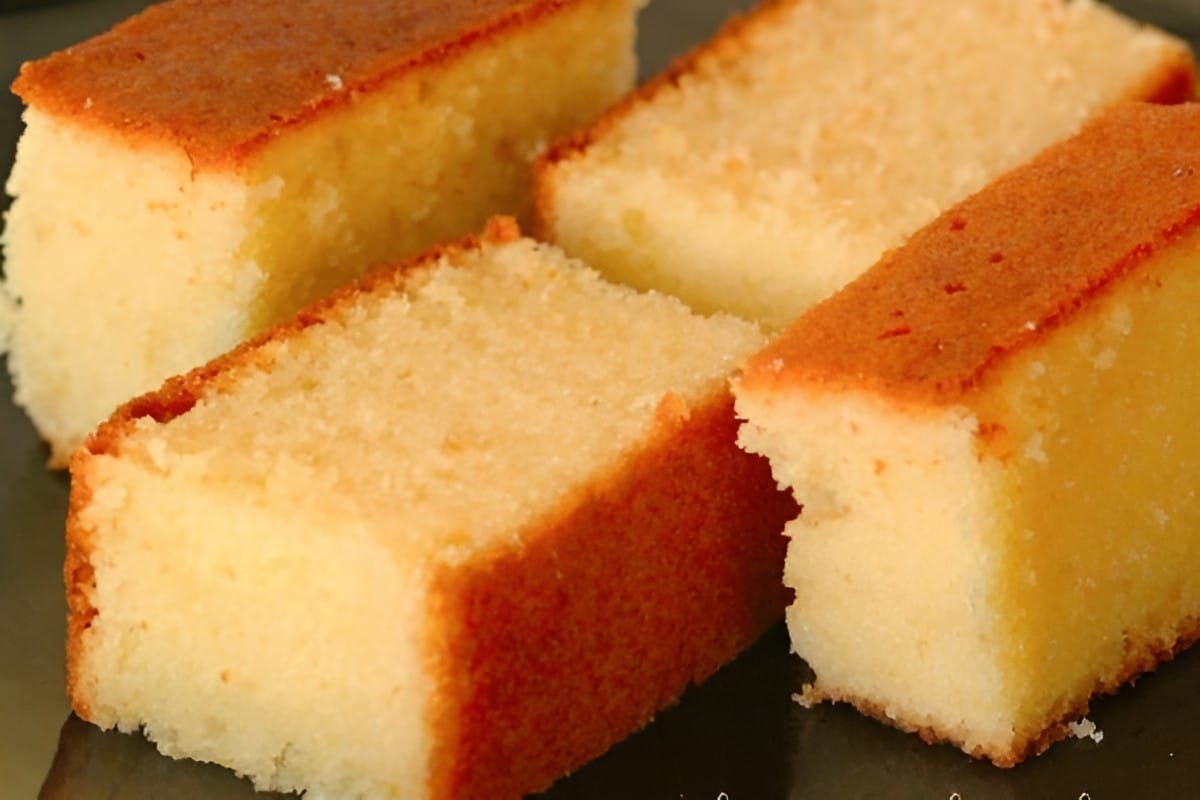 Bolo de manteiga que derrete na boca fofinho e perfeito para acompanhar um café ou chá