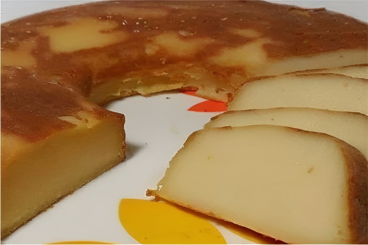 Bolo engorda marido um bolo de leite cremoso e gostoso parece um pudim
