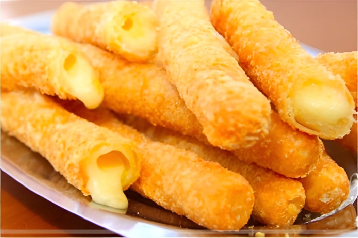 Rolinhos de queijo frito receita prática utilizando massa de pastel