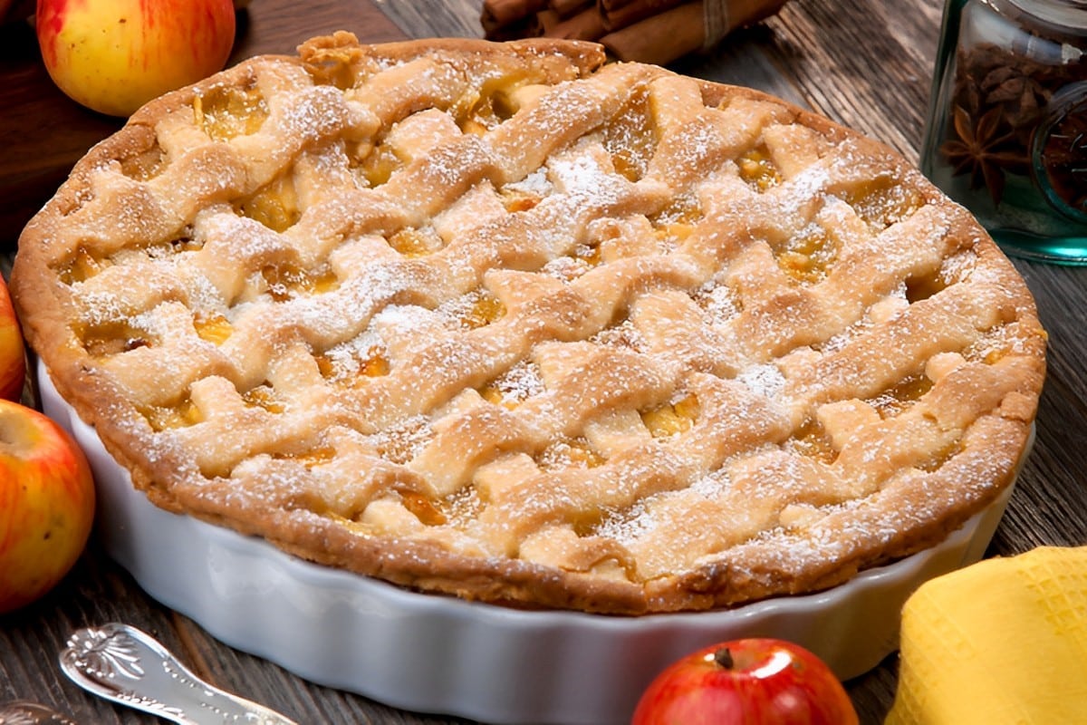 Torta de maçã deliciosa a torta mais consumida do mundo adaptada para o Brasil